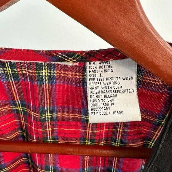 Vintage Black Velvet Poinsettia Floral Embroidered Vest Christmas Holiday Womens - Picture 6 of 8